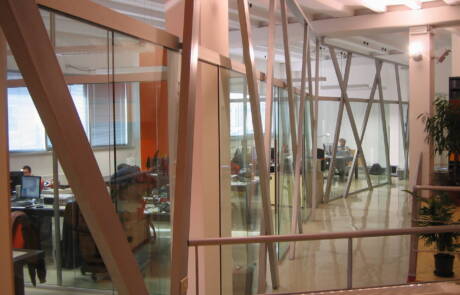 Paktica sistemi scorrevoli in vetro temprato